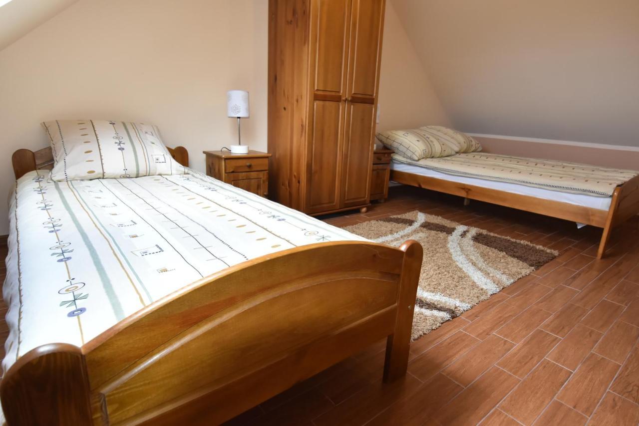 Apartamenty Przy Basenie Blisko Morza Brown Puck Exteriör bild